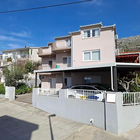 Apartment Ante Дуги Рат Екстериор снимка
